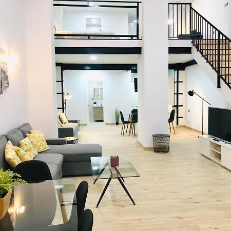 Modern & Spacious Apartment In Plaza De La Merced Малага Екстериор снимка