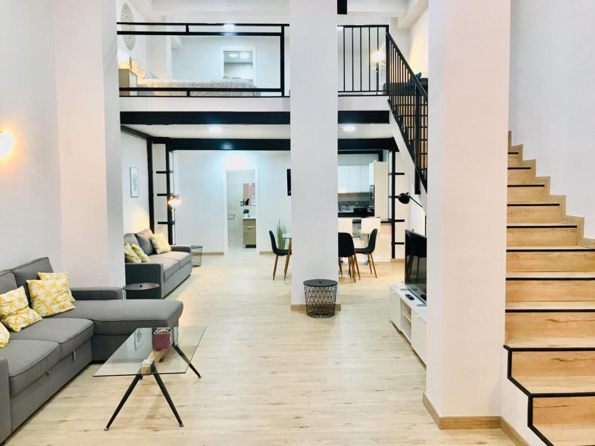 Modern & Spacious Apartment In Plaza De La Merced Малага Екстериор снимка